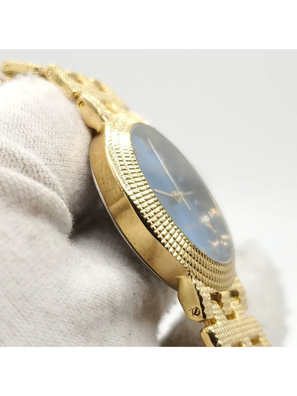 Geneva Quartz Watch Women 31mm Gold Tone Blue Dial New Battery